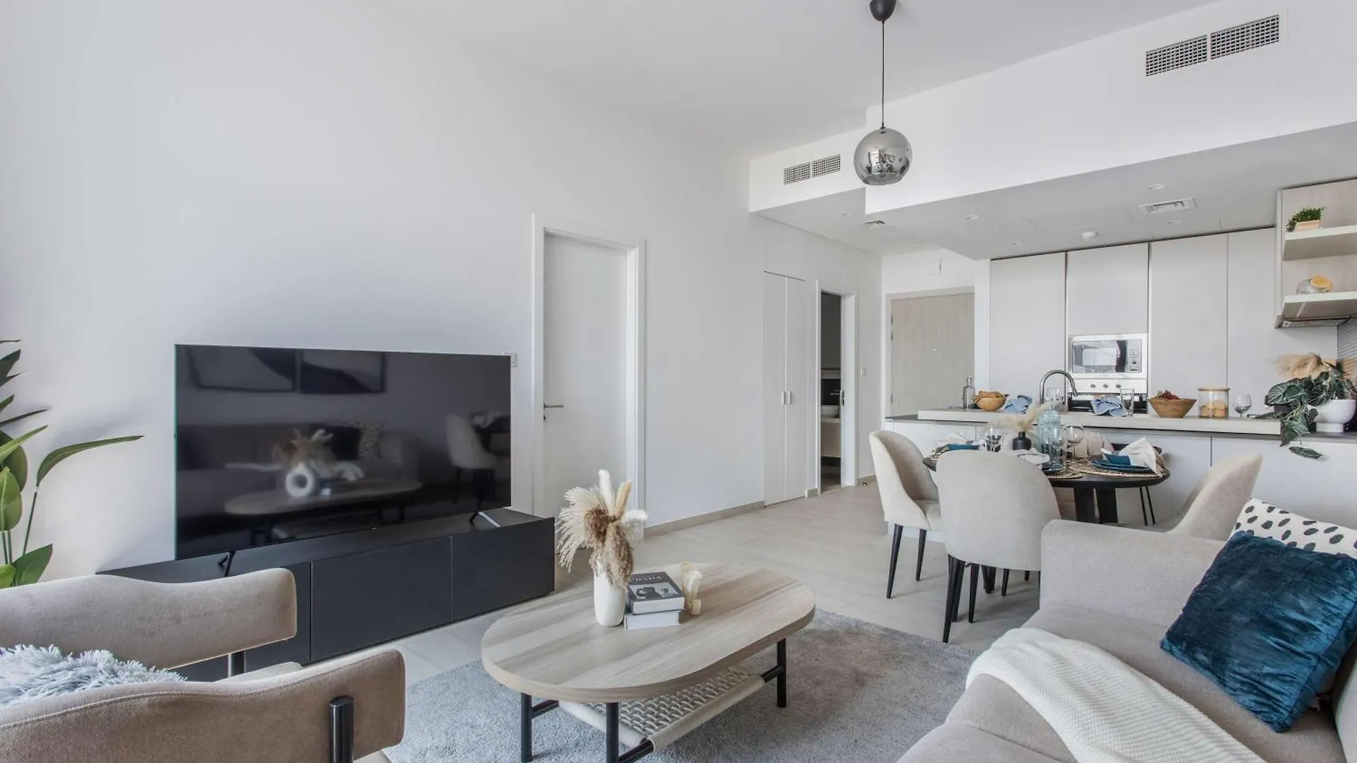 Frank Porter - Harrington House Dubai Apartment