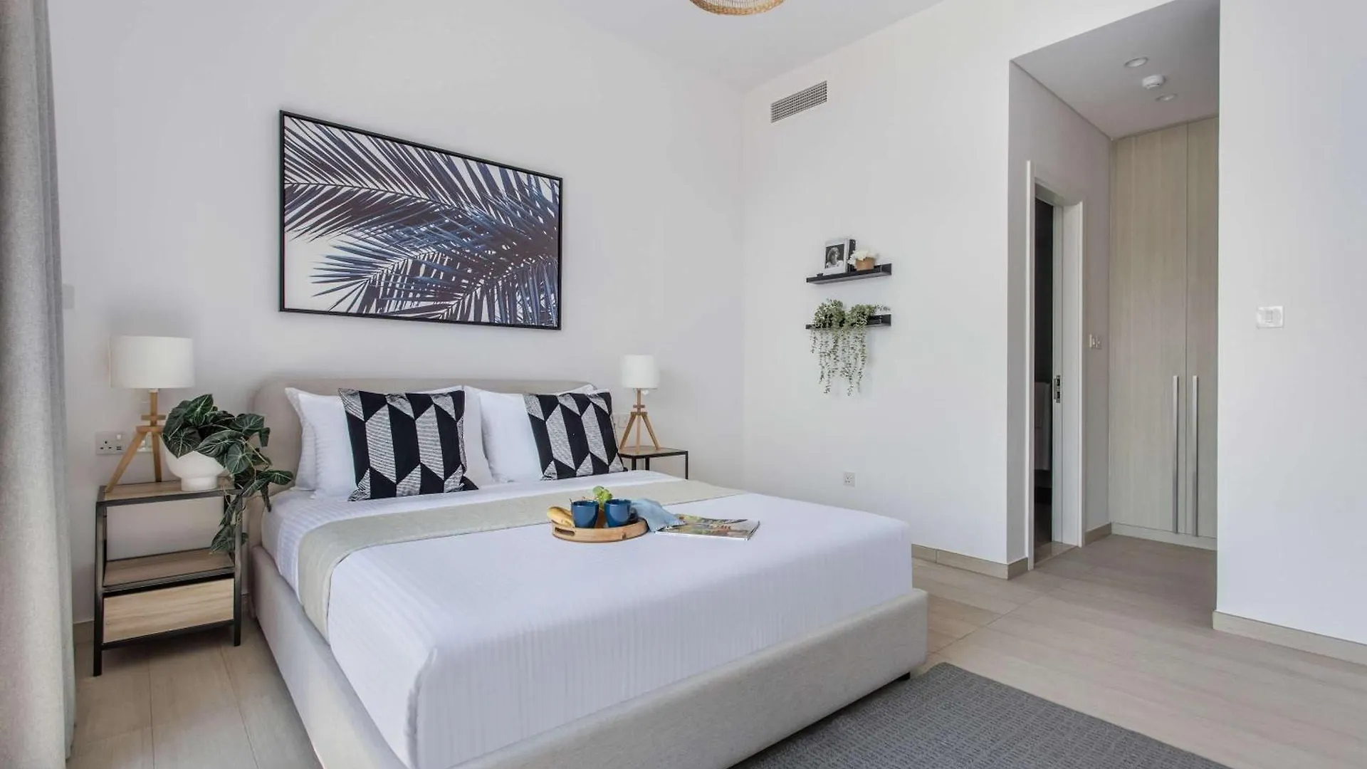 Frank Porter - Harrington House Dubai United Arab Emirates
